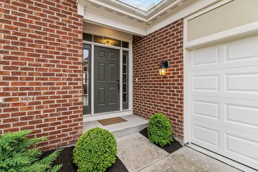 2220 Amici Drive, Covington, KY 41017 - #2