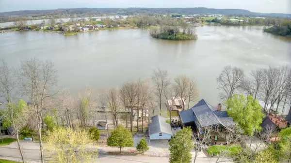 609 Hillandale Drive, Sanders, KY 41083