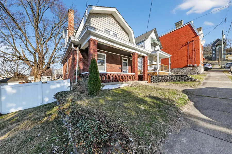 927 Thornton Street, Dayton, KY 41074 - #3