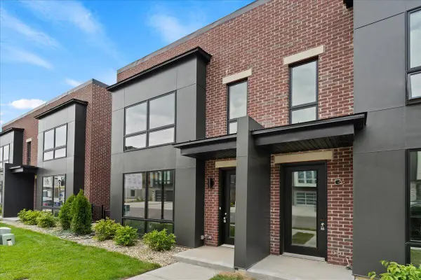 105 W 13th Street #10, Newport, KY 41071