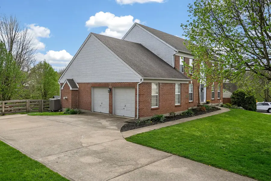 516 Wessex Lane, Walton, KY 41094 - #2