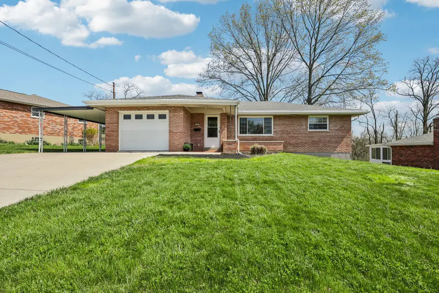 143 Capri Drive, Fort Thomas, KY 41075 - #2