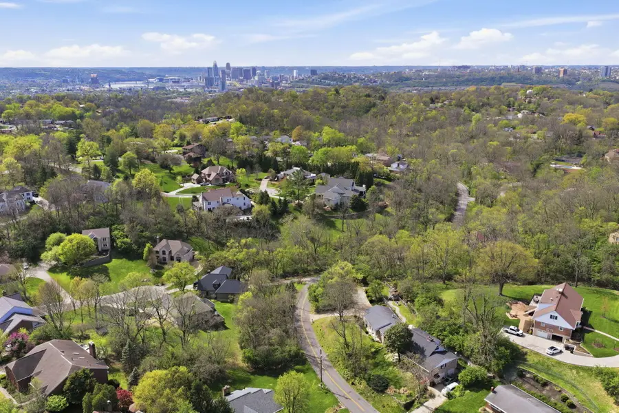 127 Covert Run Pike, Fort Thomas, KY 41075 - #2