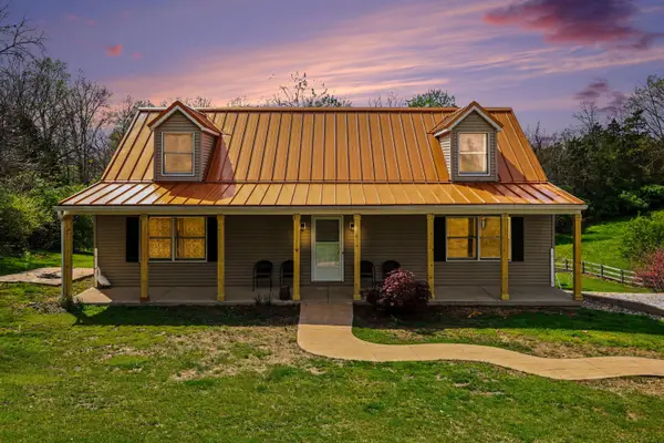 10562 S Licking Pike, Alexandria, KY 41001