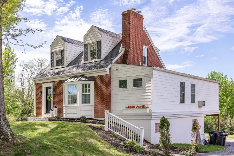 402 Rossford Avenue, Fort Thomas, KY 41075 - #3