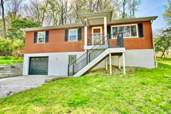 411 Chesapeake Avenue, Fort Thomas, KY 41075