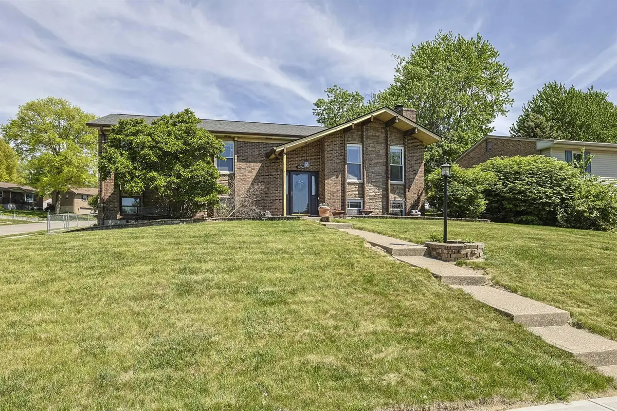 826 Eastland Drive, Villa Hills, KY 41017 - #1