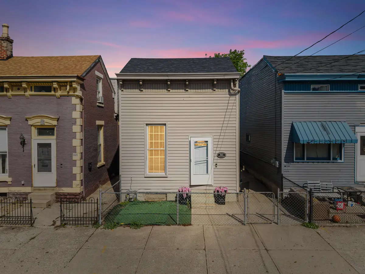 311 W 10th Street, Newport, KY 41071 - #1
