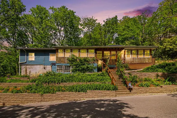 1760 Montague Road, Ludlow, KY 41016