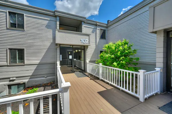 102 Winding Way #K, Covington, KY 41011