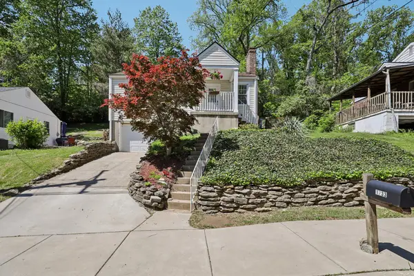 1733 Amsterdam Road, Fort Wright, KY 41011