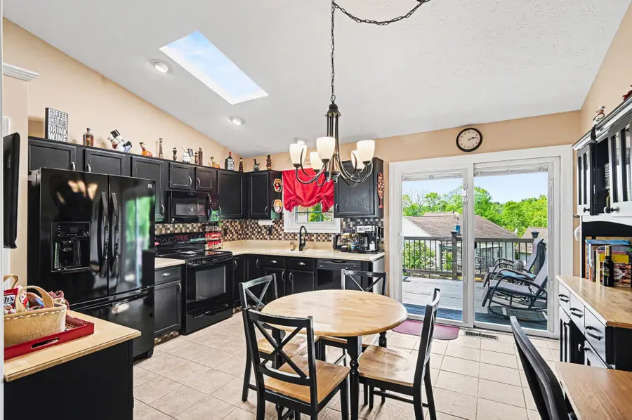 202 Tando Way, Covington, KY 41017 - #2