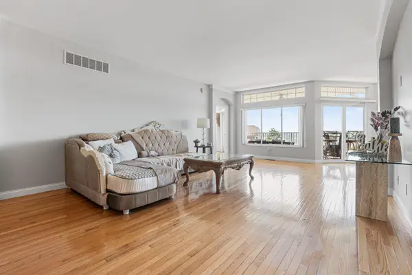 459 Pinnacle Way, Ludlow, KY 41016