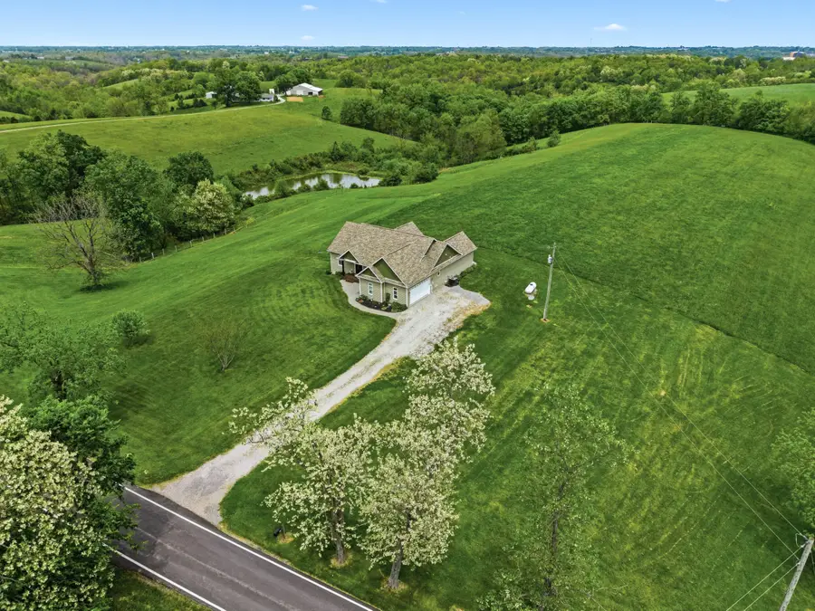 401 Simpson Ridge Road, Williamstown, KY 41097 - #2