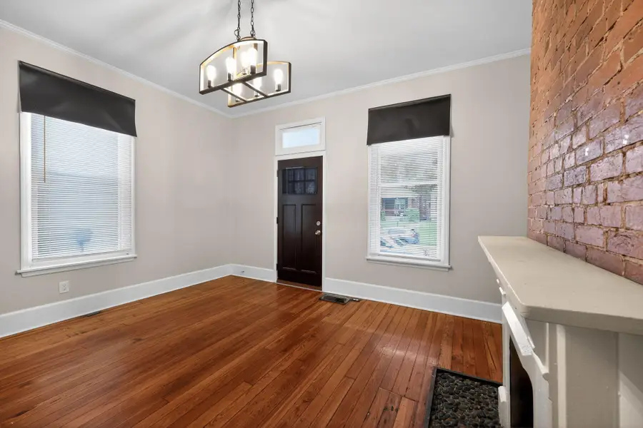 126 W 31st Street, Covington, KY 41015 - #3