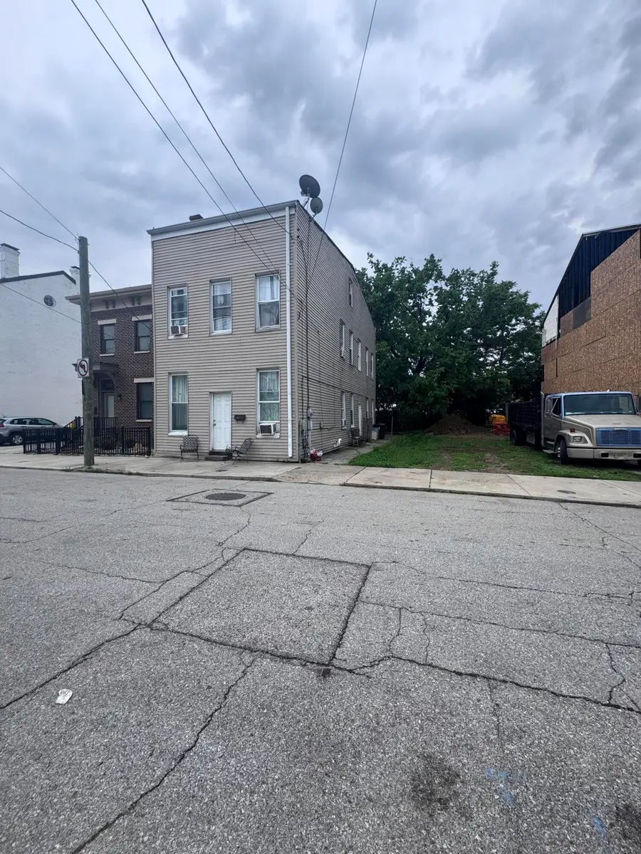949 Philadelphia Street, Covington, KY 41011 - #2