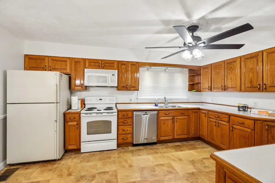 601 Monroe Street, Falmouth, KY 41040 - #3