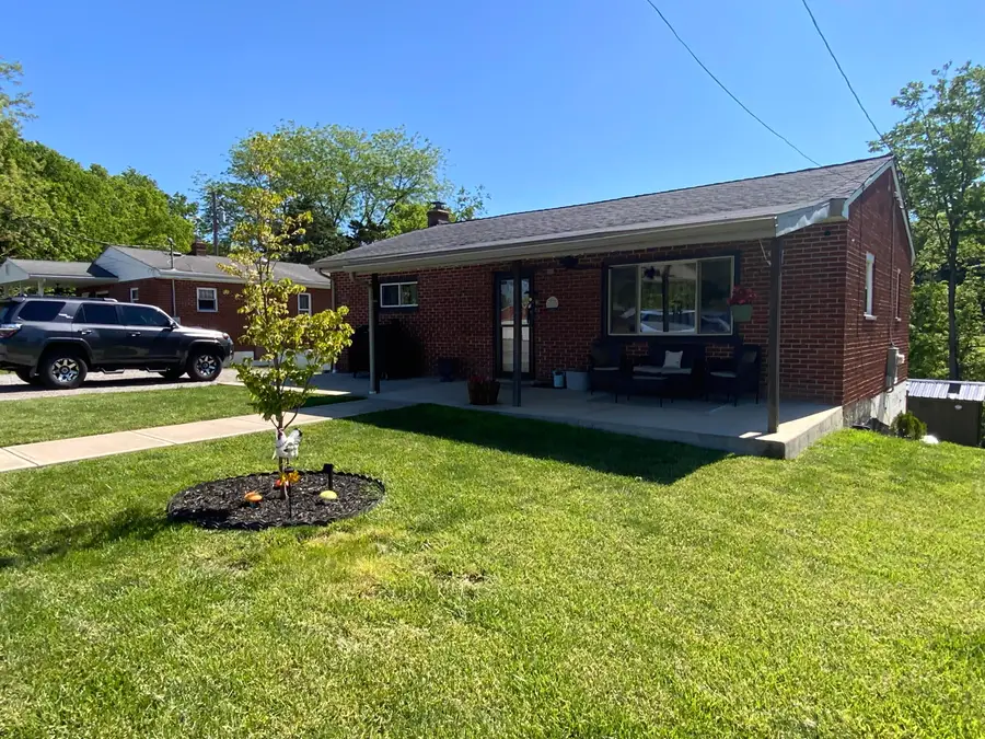 284 Edwards Avenue, Walton, KY 41094 - #2