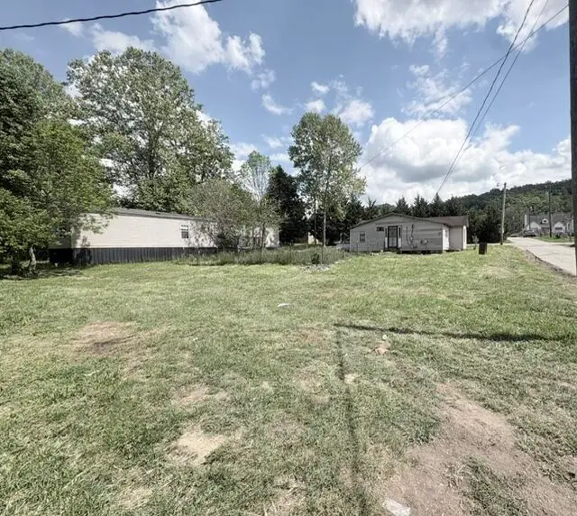36 Dan Street, Garrison, KY 41141 - #2
