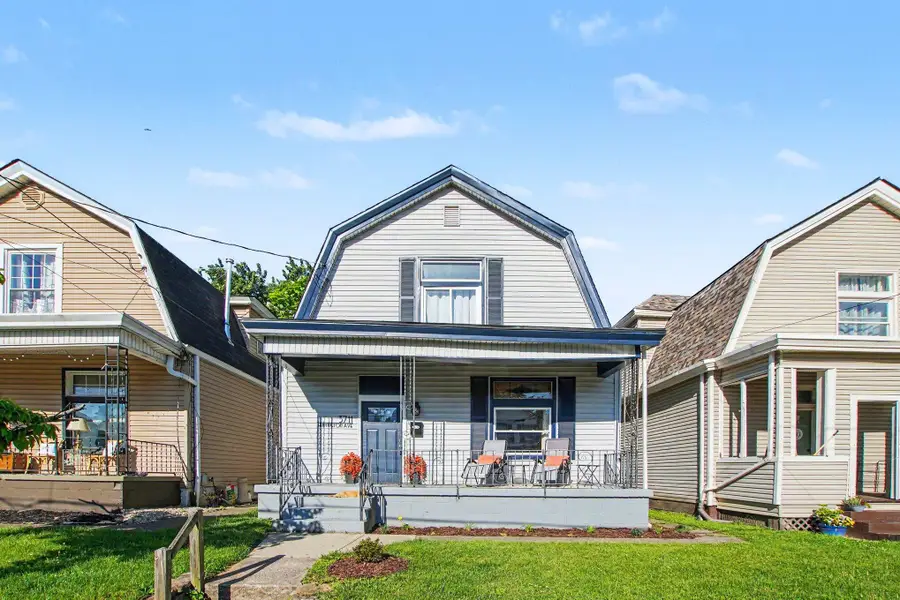 3711 Huntington Avenue, Covington, KY 41015 - #2