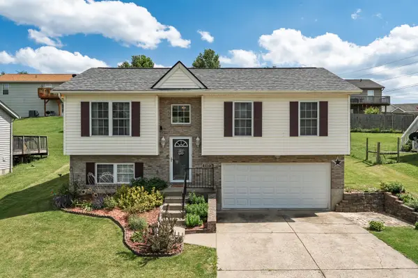 240 Brentwood Drive, Dry Ridge, KY 41035
