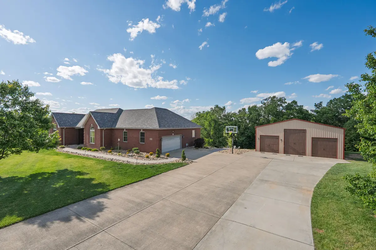 115 Chippewa Drive, Dry Ridge, KY 41035 - #1