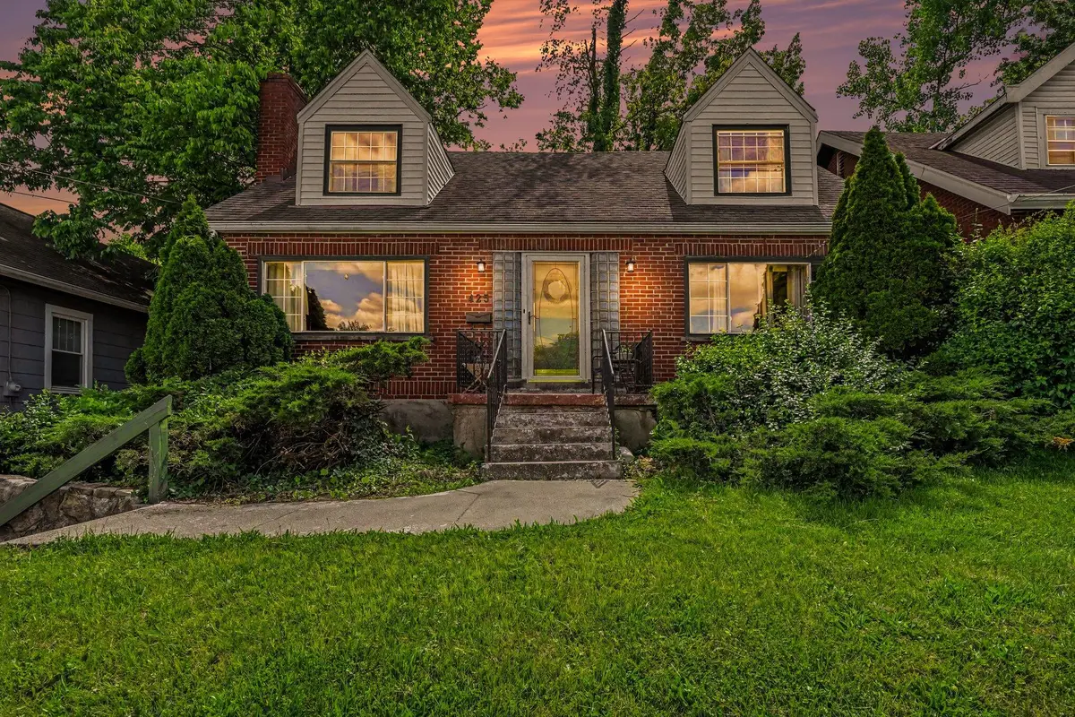 425 Highway Avenue, Ludlow, KY 41016 - #1