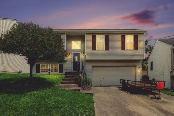 1506 Waterfall Way, Elsmere, KY 41018