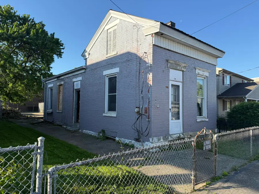 418 W 8th Street, Newport, KY 41071 - #2