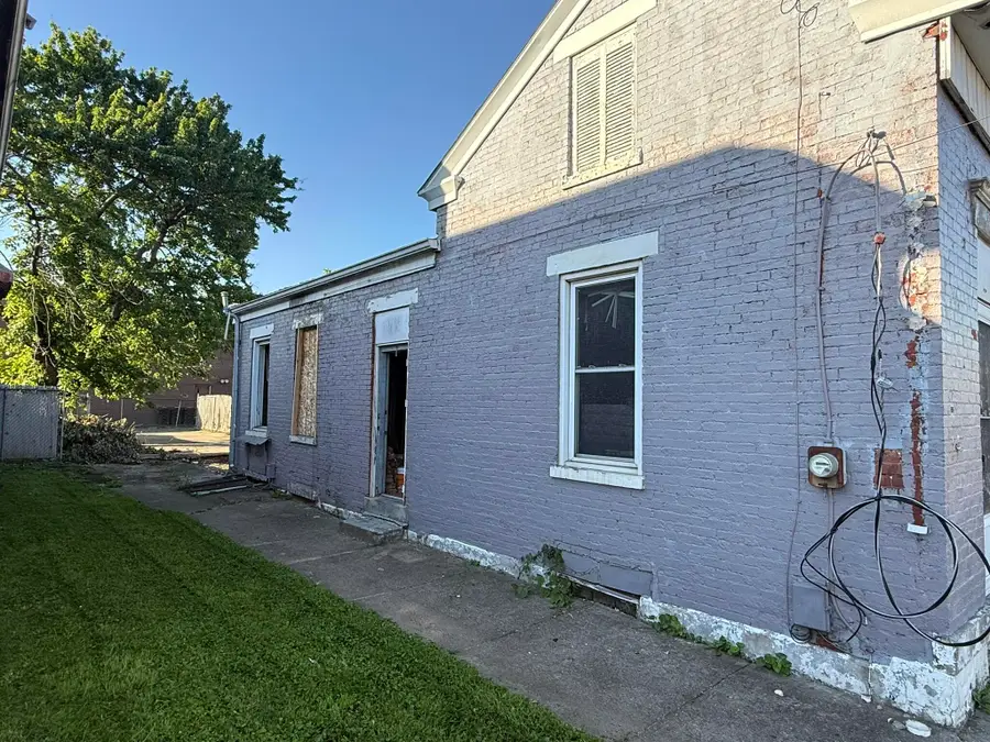 418 W 8th Street, Newport, KY 41071 - #3