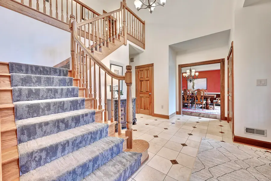 906 Squire Hill Court, Crescent Springs, KY 41017 - #2