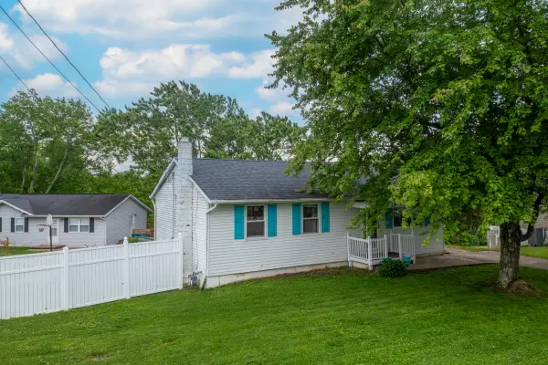 10 Lakeview Drive, Williamstown, KY 41097