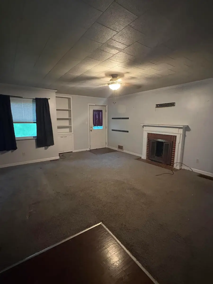 1 Garnett Avenue, Williamstown, KY 41097 - #2