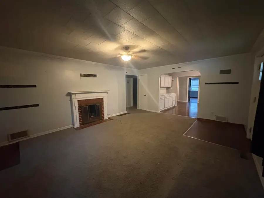1 Garnett Avenue, Williamstown, KY 41097 - #3