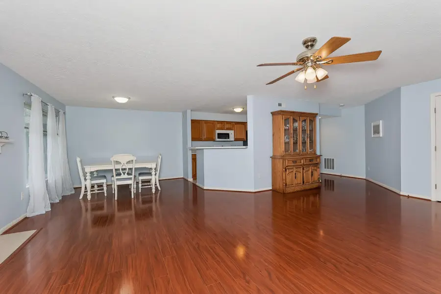 1604 Ashley Court #201, Florence, KY 41042 - #3