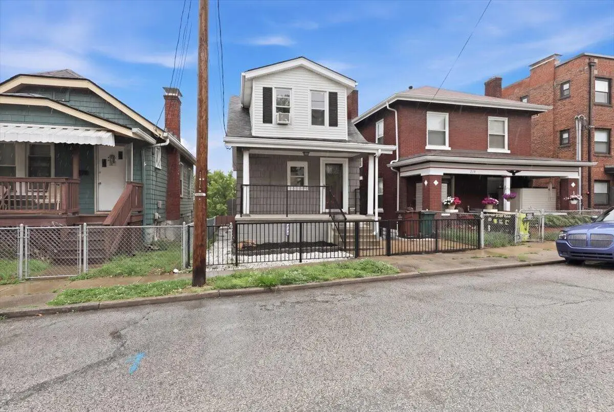 221 W 13th Street, Newport, KY 41071 - #1