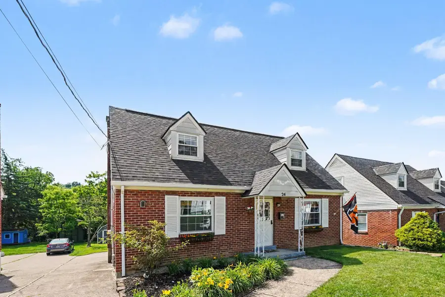 24 Pine Hill Drive, Highland Heights, KY 41076 - #3