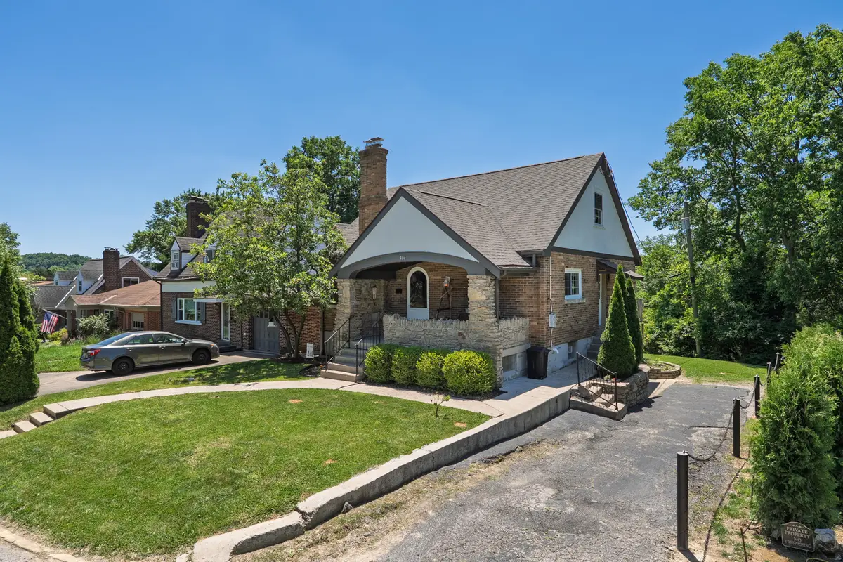 904 Clayton Court, Bellevue, KY 41073 - #1