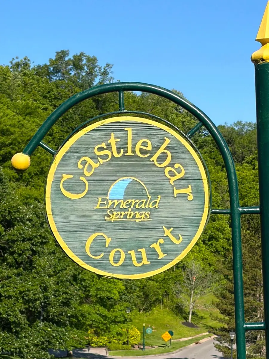 2120 Castlebar Court #202, Crescent Springs, KY 41017 - #2