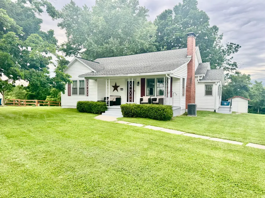 306 Sunset Drive, Williamstown, KY 41097 - #2