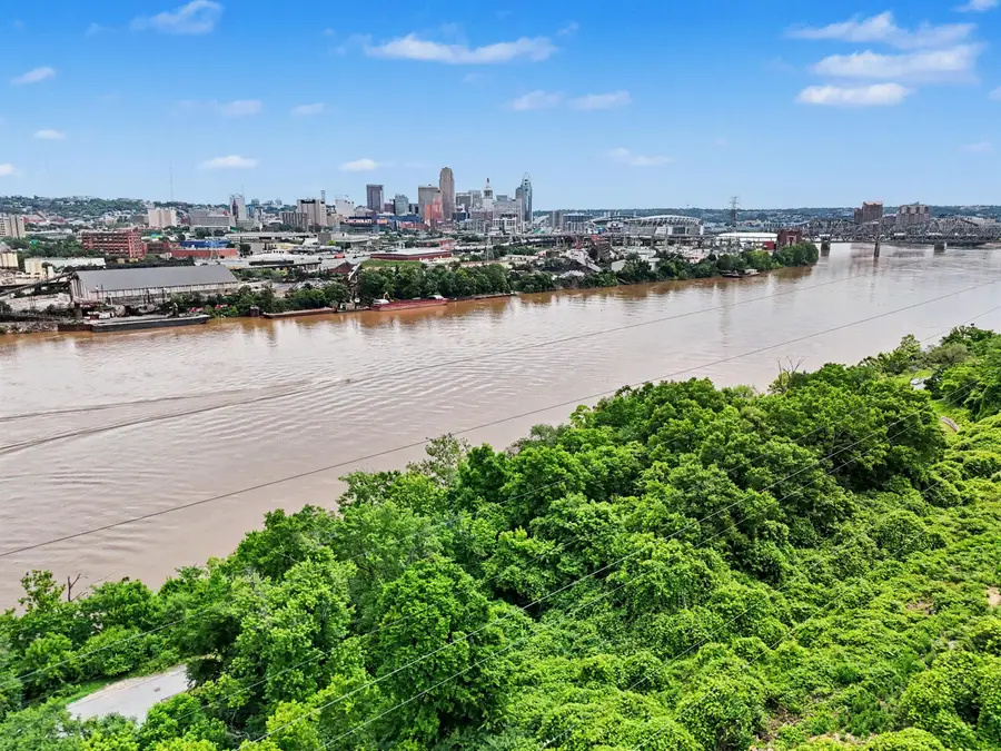 105 River Road, Ludlow, KY 41016 - #2