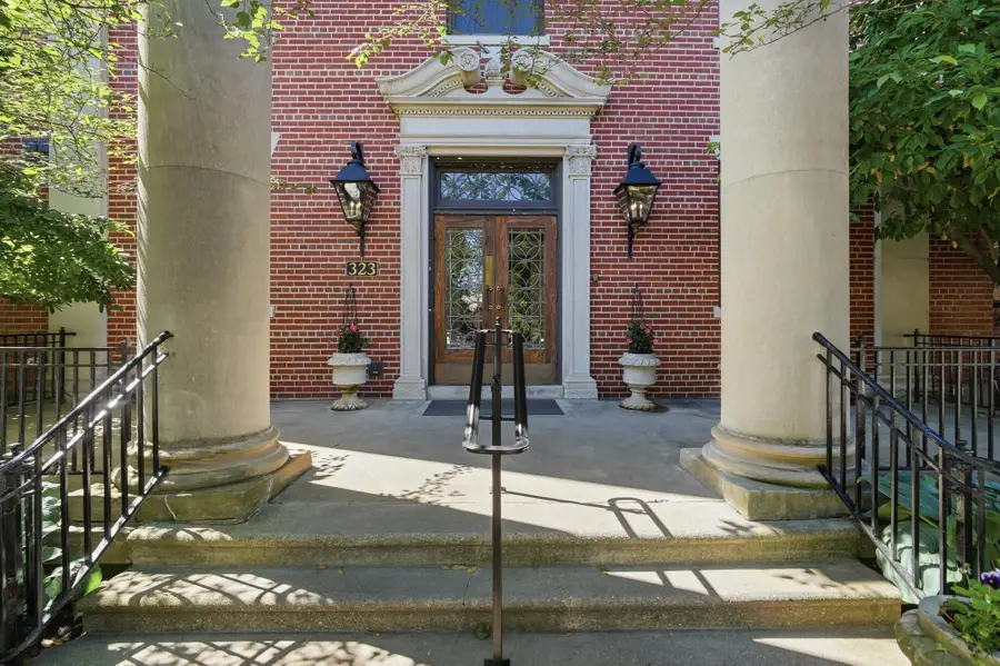 323 E 2nd Street #208, Covington, KY 41011 - #3