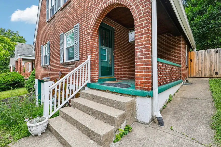 1422 Amsterdam Road, Covington, KY 41011 - #2