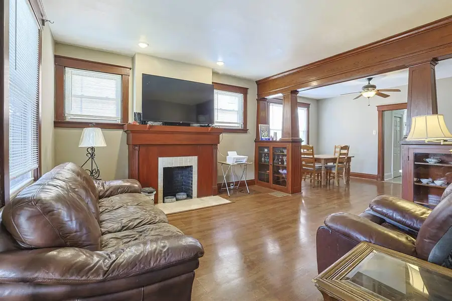 425 W 22nd Street, Covington, KY 41014 - #3