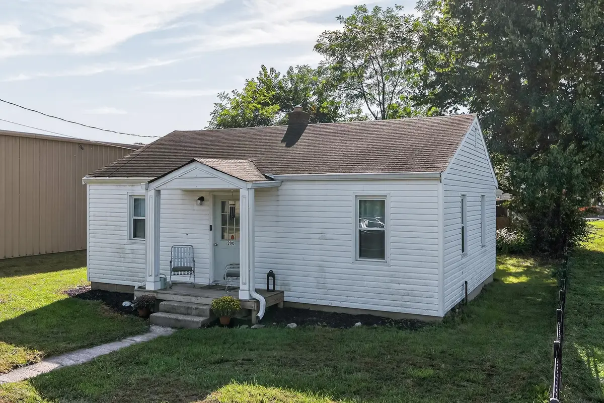 200 E High Street, Warsaw, KY 41095 - #1