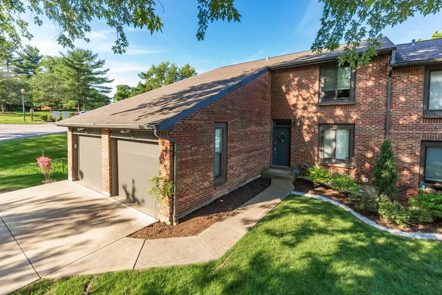 4064 Edgelake Court, Villa Hills, KY 41017 - #2
