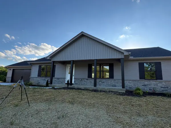 180 Saddlebrook Lane, Dry Ridge, KY 41035
