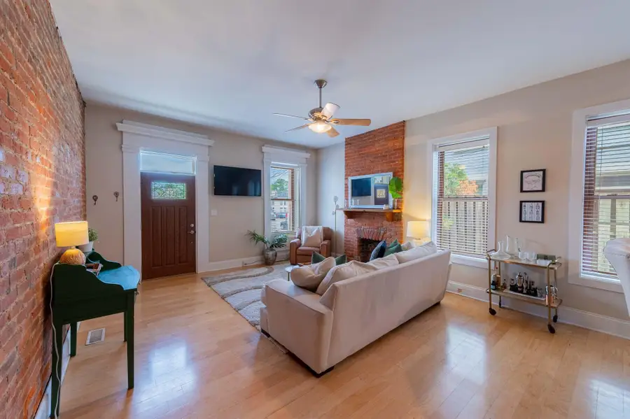115 E 8th Street, Covington, KY 41011 - #3
