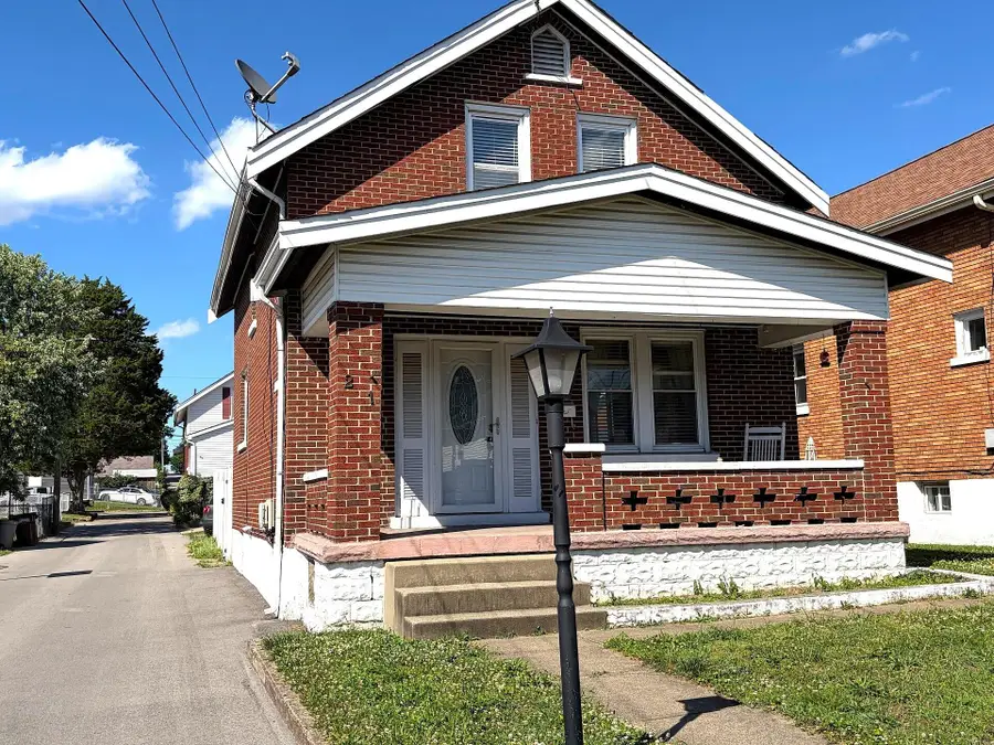 211 Stokesay Street, Ludlow, KY 41016 - #3