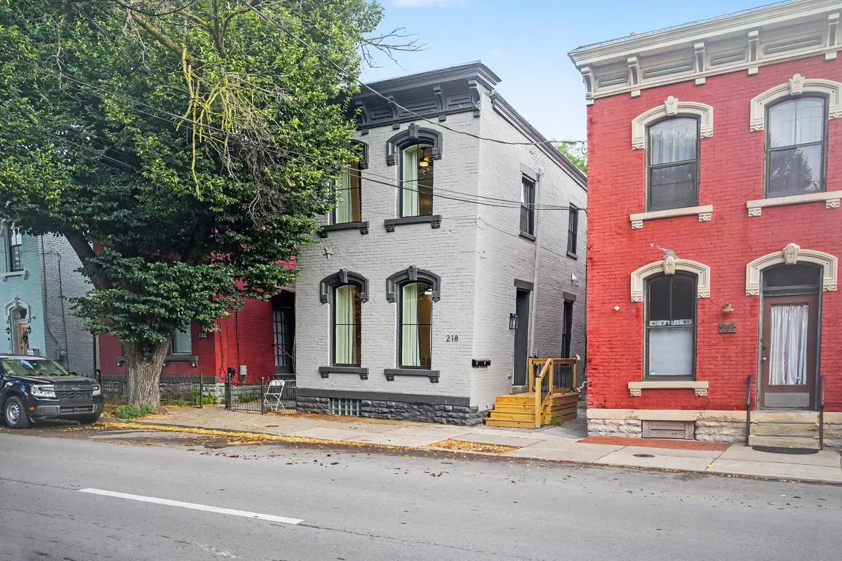 218 W 5th Street, Covington, KY 41011 - #1